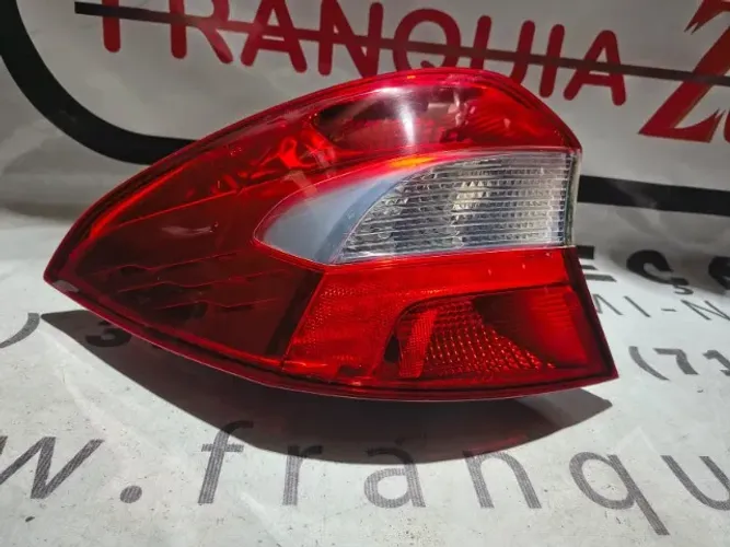 Lanterna traseira esquerda Ford Ka Sedan 2019/ 