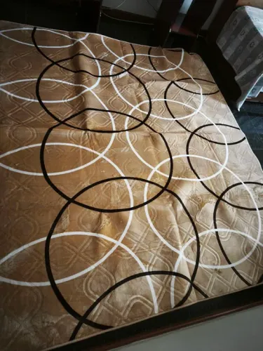 Tapete moderno com design de círculos