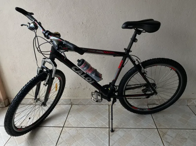 Troco Bike Caloi Alumínio com upgrades por violão. 