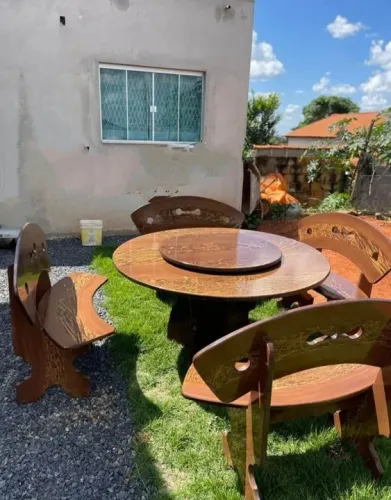 "Mobília de Ardósia para Seu Jardim - Pronta para Uso!"