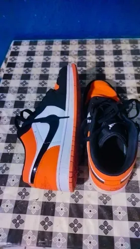 Nike Air Jordan 1 low 