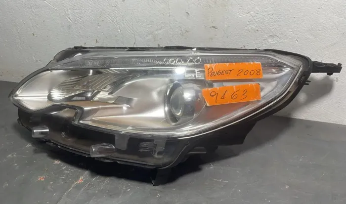 Farol peugeot 2008 lado esquerdo