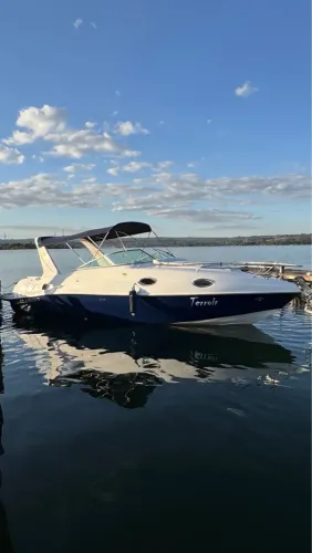 Lancha Magna 27.8 com Mercruiser 5.7 300Hp ano 2014