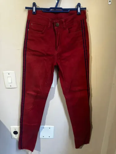 Calça Skinny Vermelha