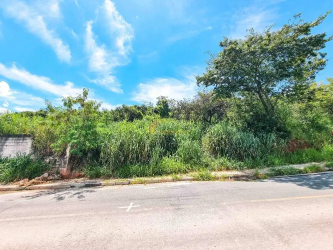 Lote à venda, Das Oliveiras - Divinópolis/MG
