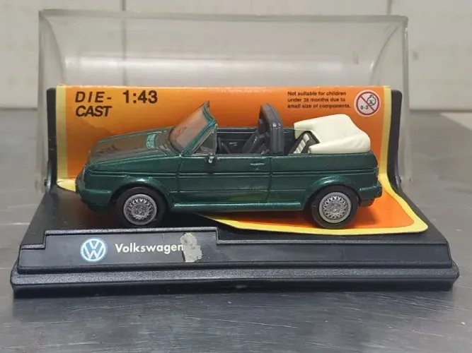 Miniatura  Carrinho volkswagen golf cabriolet (1988) 1:43