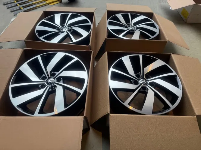 Aro 18 jetta gli 5x112 okm audi golf 