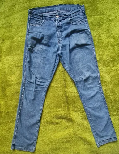 Calça Jeans Azul Clássica