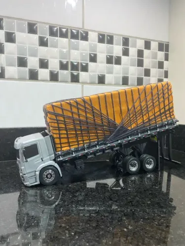 miniatura caminhão constellation 24-250 teto baixo!!!