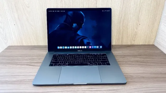 (32278)MacBook Pro i9 32GB 15インチ 良好 MacBook Pro (15 polegadas, 2019) - Especificações técnicas