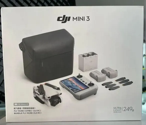 Drone DJI Mini 3 Fly More Combo - Novo