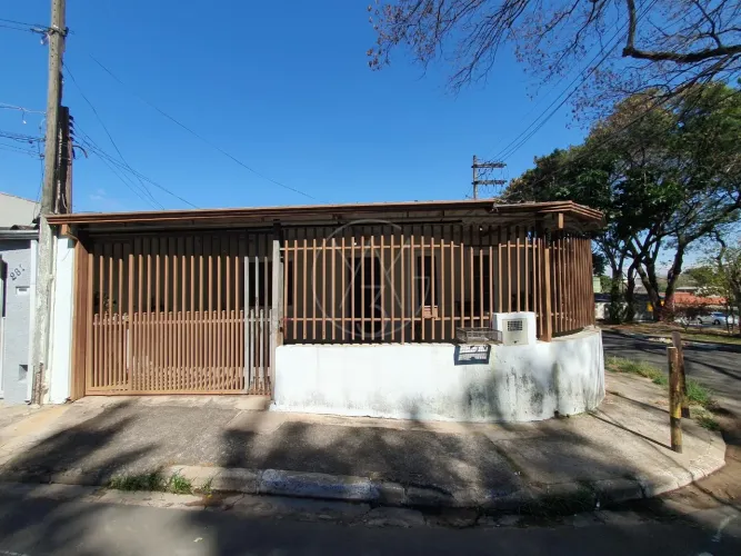 Casa à venda na Vila Castelo Branco, em Campinas
