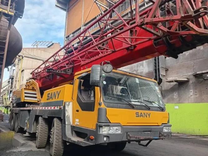Guindaste sany stc 75