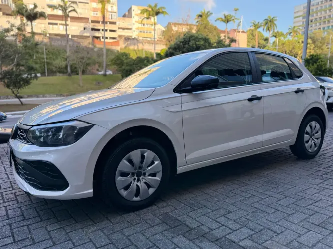 Volkswagen Polo Track 1.0 Flex 12V 5P 2024