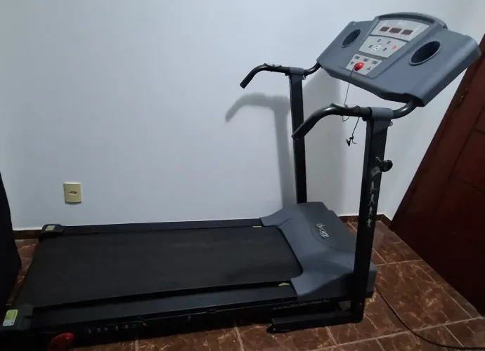 Vendo Esteira eletrônica Dream TD142a