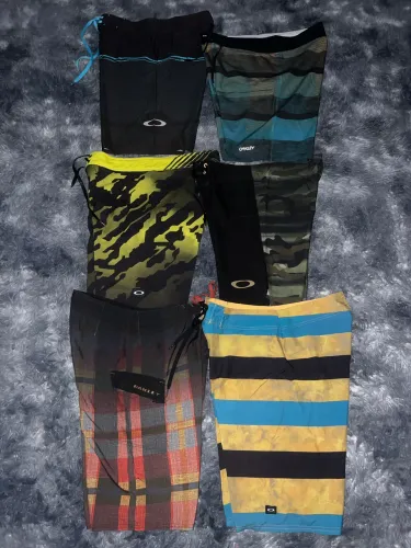 Bermudas Oakley