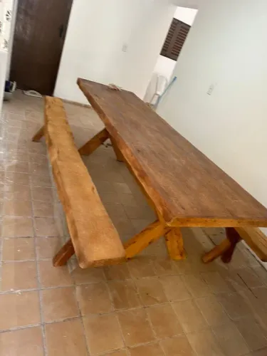 Mesa de Jantar de Madeira Rústica