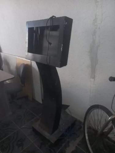 Totem para auto atendimento