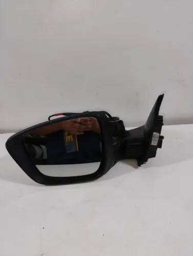 Retrovisor Chevrolet Tracker 2020 A 2024 lado esquerdo original 