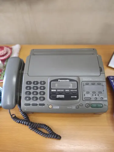 Fax Panasonic KX-F780 - Digital