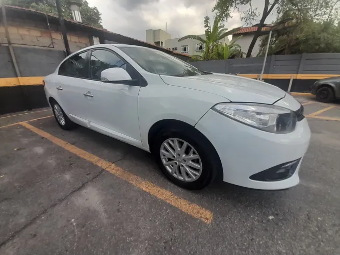 Renault Fluence Sed. Dyn. Plus 2.0 16V Flex Aut. 2016