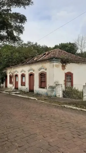 Pintor Casa antiga para restaurar me chamem
