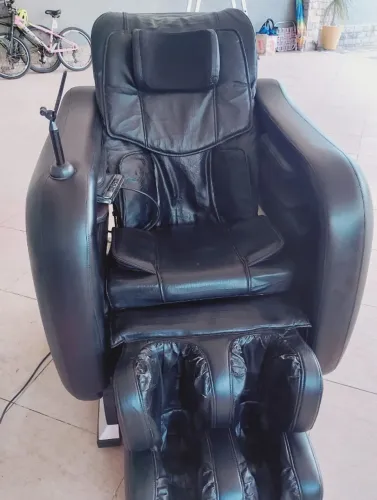 Vende-se Cadeira de Massagem