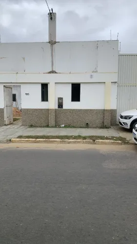 Alugo Galpão com 795,00m² na Filipinas em Vitória da Conquista
