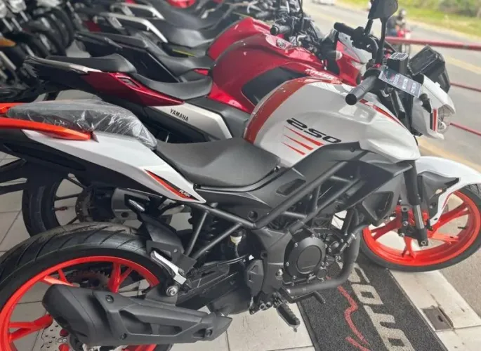 SHINERAY XY250-5A - MOTO FLASH 250 EFI 2025