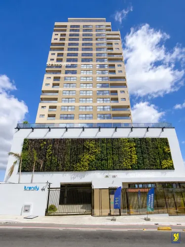 Apartamento de 1ª locação com suíte e varanda na Parquelândia