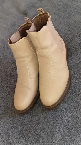 Bota Feminina Bege Tam. 39