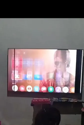 Tv TCL 65 polegadas (conserto ou retirar peç)as