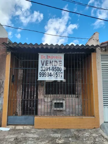Terreno à venda em Belém-PA, São Brás: 1 quarto, 1 sala, 1 banheiro, 92m² de área - Oportu
