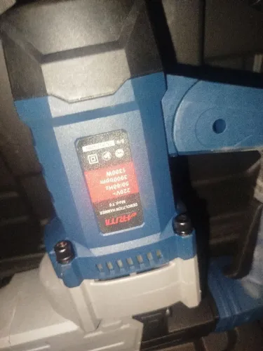 Martelete arita 1300 watts novo na caixa