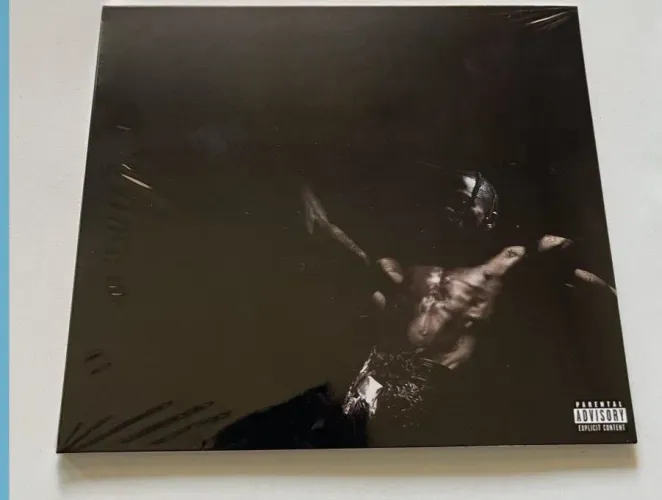 Travis Scott UTOPIA Original CD 2023 Album [Lacrado]