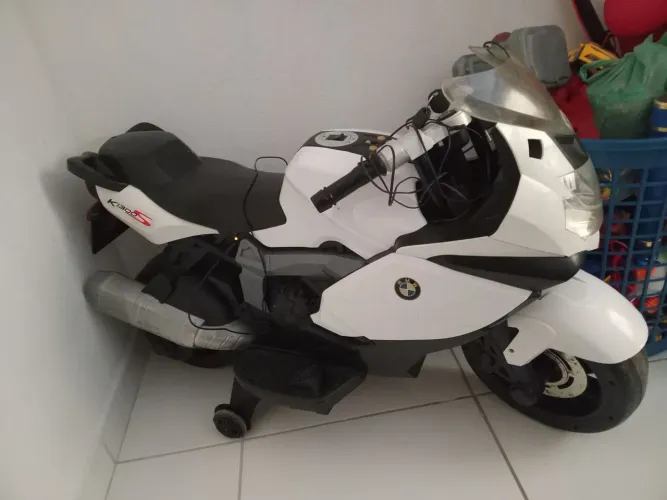 Moto eletrica infantil BMW K1300S