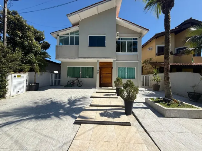 Casa para venda no condomínio Jardim Pernambuco 2, região tranquila, ótimo estado de conse