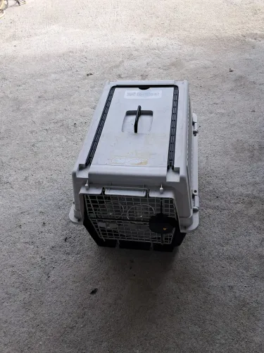 caixa de transporte para cachorro ou gato da Ferplast Atlas 40 Professional