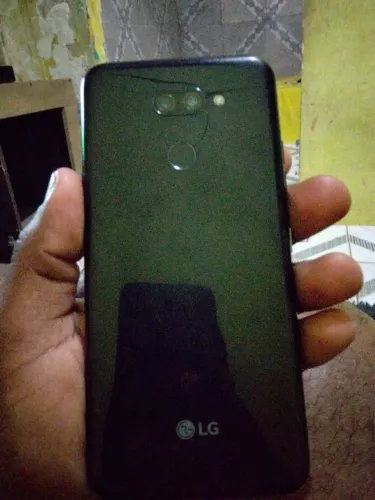 LG k40s