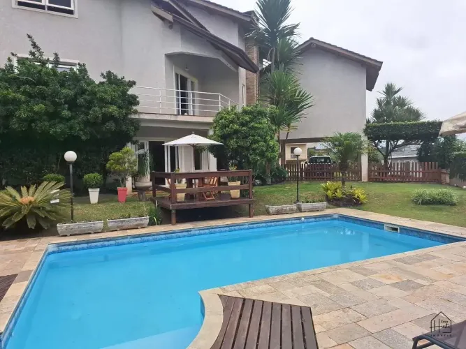 VENDA: Casa com Piscina e 3 Suítes no Condomínio Paysage Serein  Vargem Grande Paulista/SP