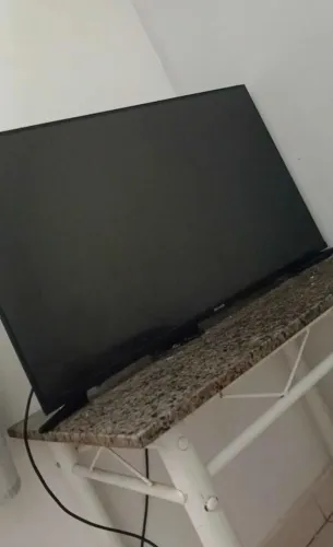 Vendo TV 43 POLEGADAS- COM DEFEITO