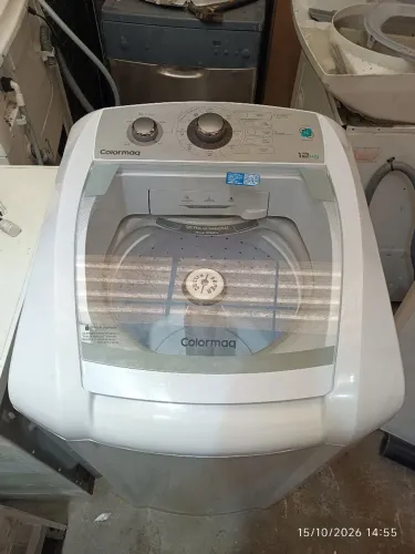 Máquina de lavar Colormaq 12 kg semi-nova com barulho no rolamento