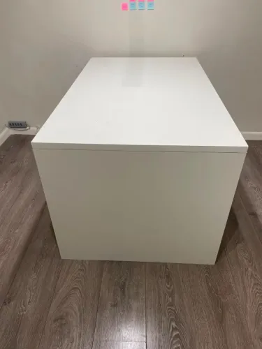 Mesa de Reunião / Escritório Branca
