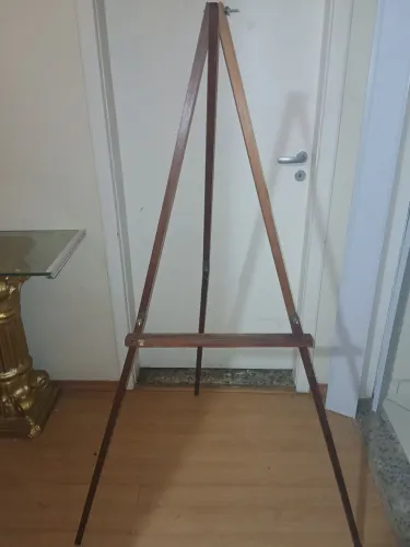 CAVALETE DE MADEIRA VERDADEIRA- CONSERVADO ( NECESSARIO MONTAR- INCLUI PEÇAS PARA MONTAR)
