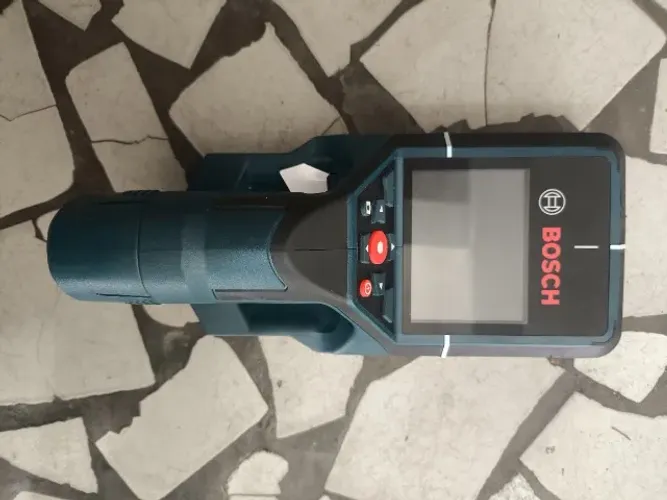 Scaner de parede e materiais boch D-TECH 200 C profissional + bolsa e manual semi novo