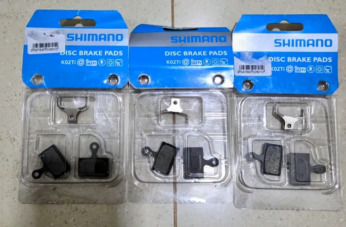 Pastilha de Freio Shimano K02Ti. Kit com 3 jogos