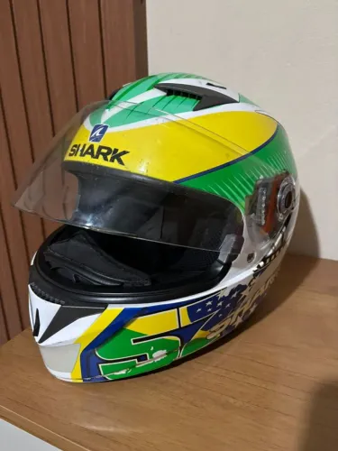 Vendo capacete Shark