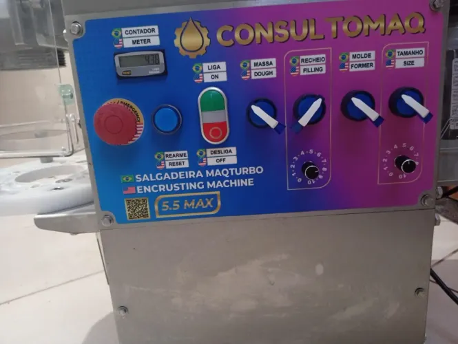 Máquina de salgados Consultomaq 5.5 MAX