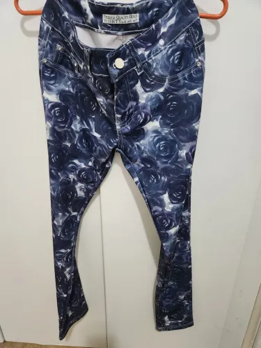Calça feminina tamanho P/36