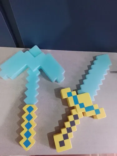 Espada e picareta Minecraft
